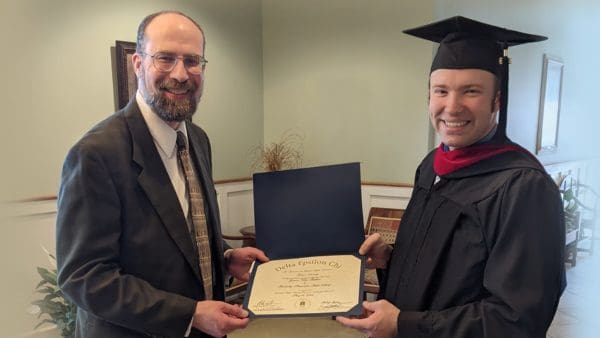 Dr. Van Kuiken Receiving Award